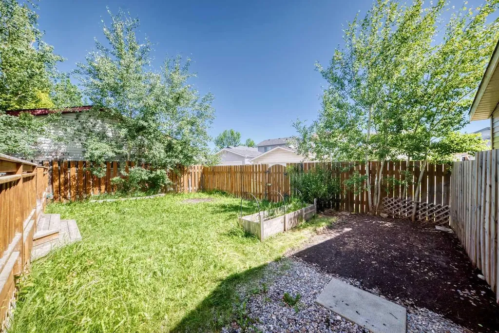 144 Covehaven Road NE Calgary AB T3K 5W7