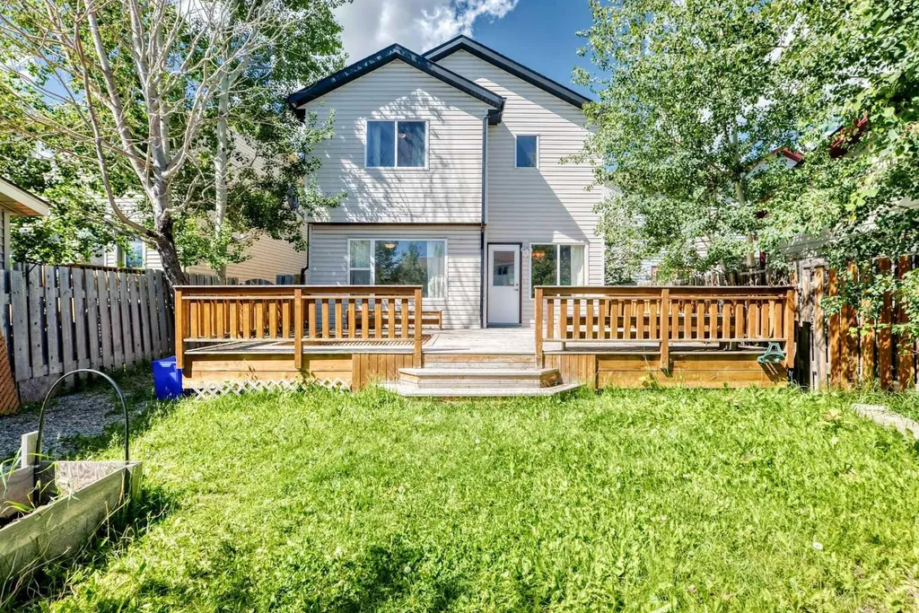 144 Covehaven Road NE Calgary AB T3K 5W7