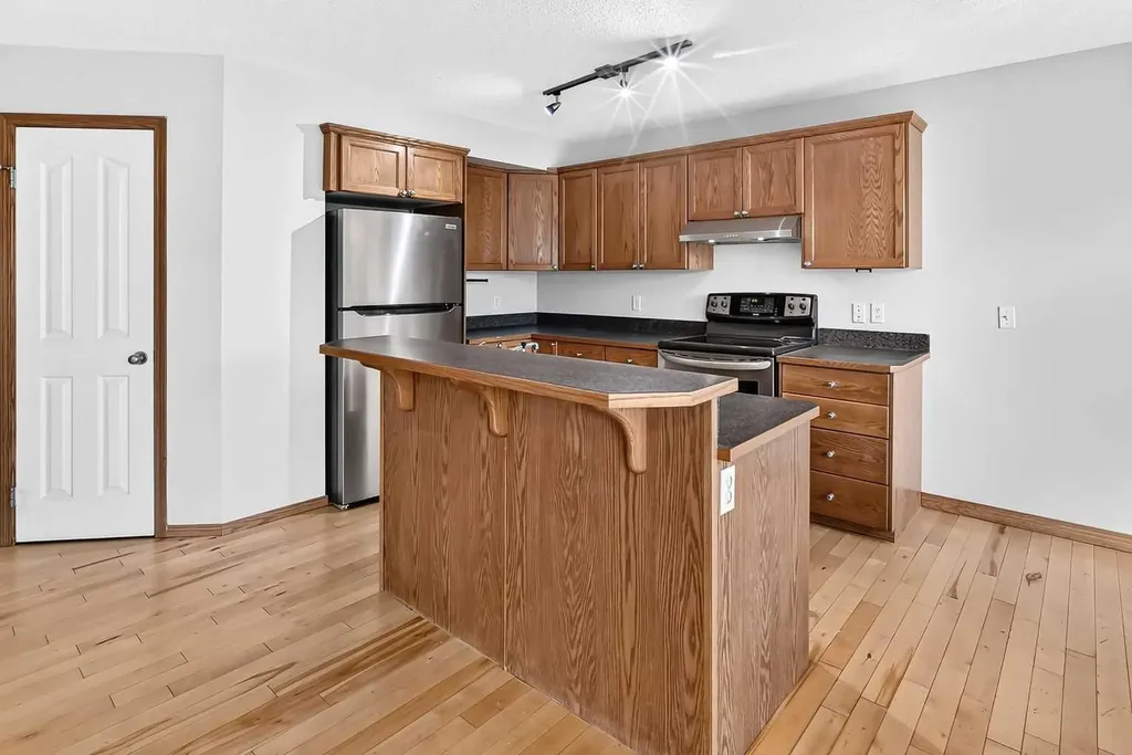 144 Covehaven Road NE Calgary AB T3K 5W7