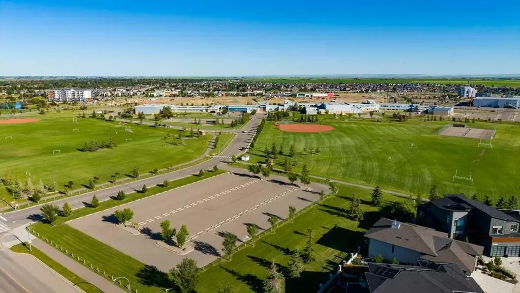 411 Caledonia Boulevard W Lethbridge AB T1J5W2