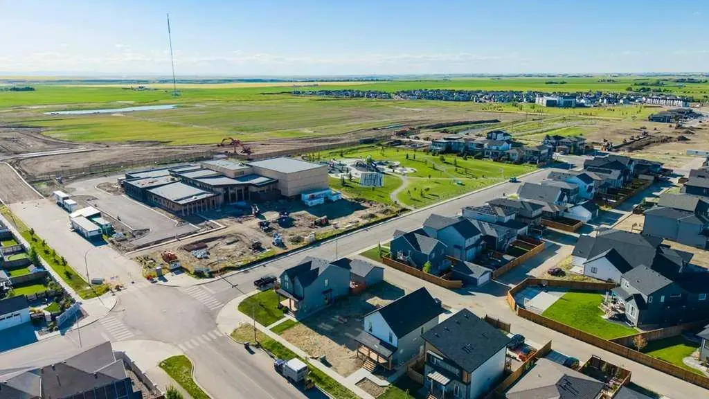 411 Caledonia Boulevard W Lethbridge AB T1J5W2