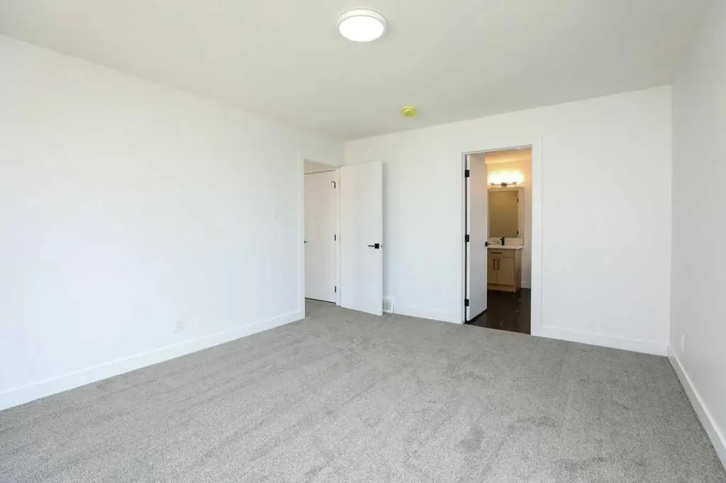 411 Caledonia Boulevard W Lethbridge AB T1J5W2