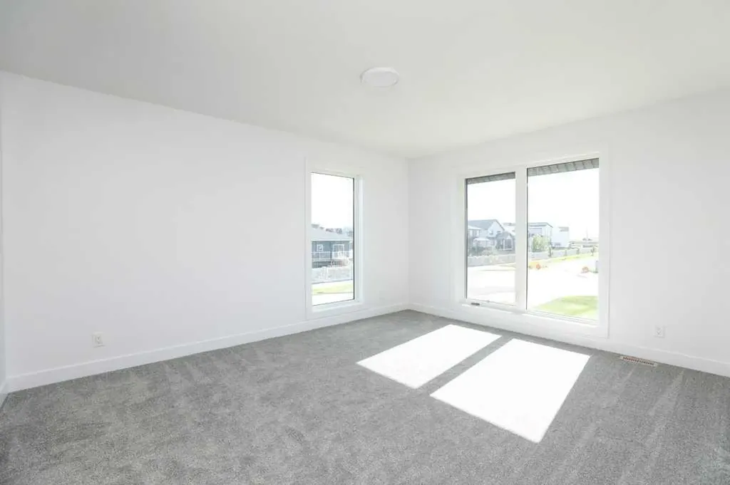 411 Caledonia Boulevard W Lethbridge AB T1J5W2