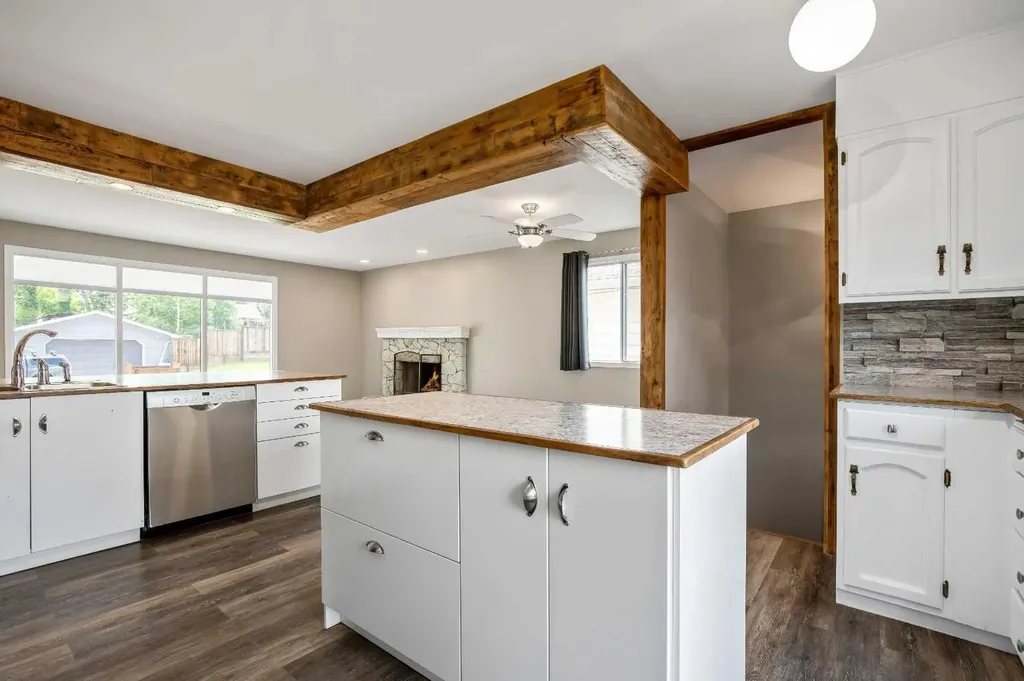 313 4 Street SW Diamond Valley AB T0L0H0