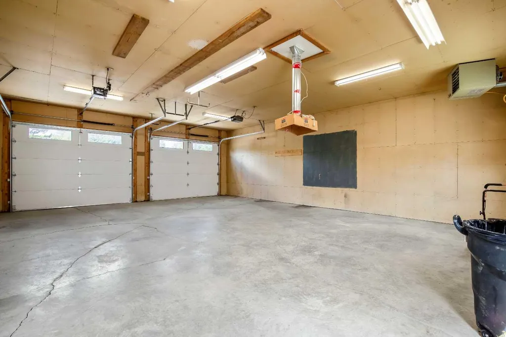 313 4 Street SW Diamond Valley AB T0L0H0