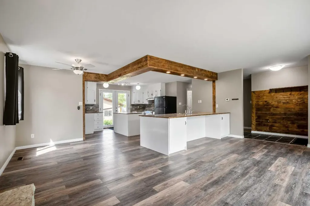 313 4 Street SW Diamond Valley AB T0L0H0