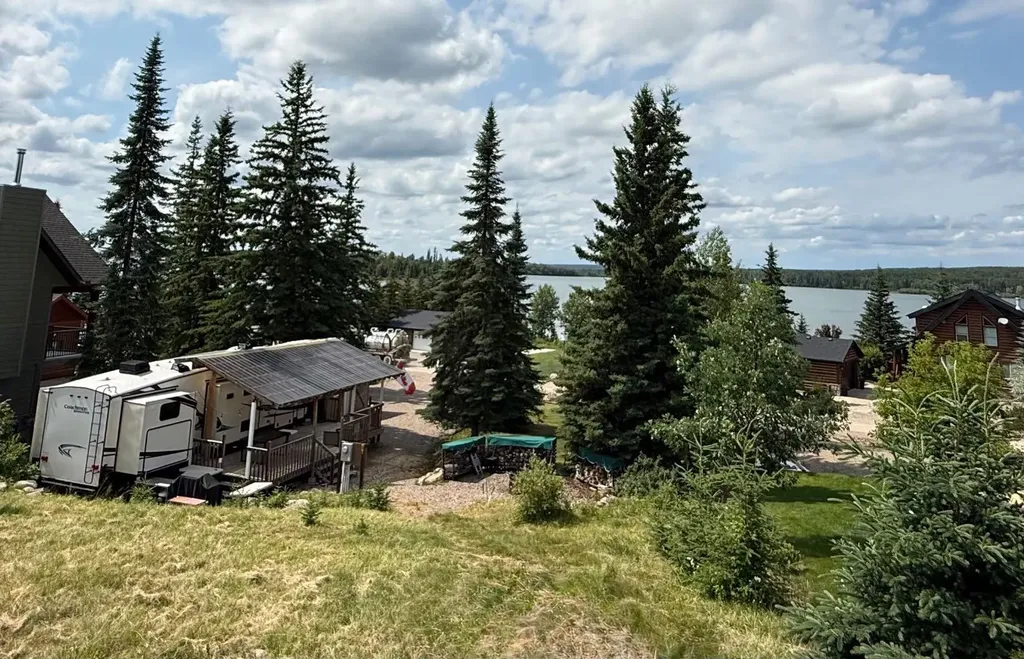 724 Spruce Street Lac Des Iles SK S0M 1A0