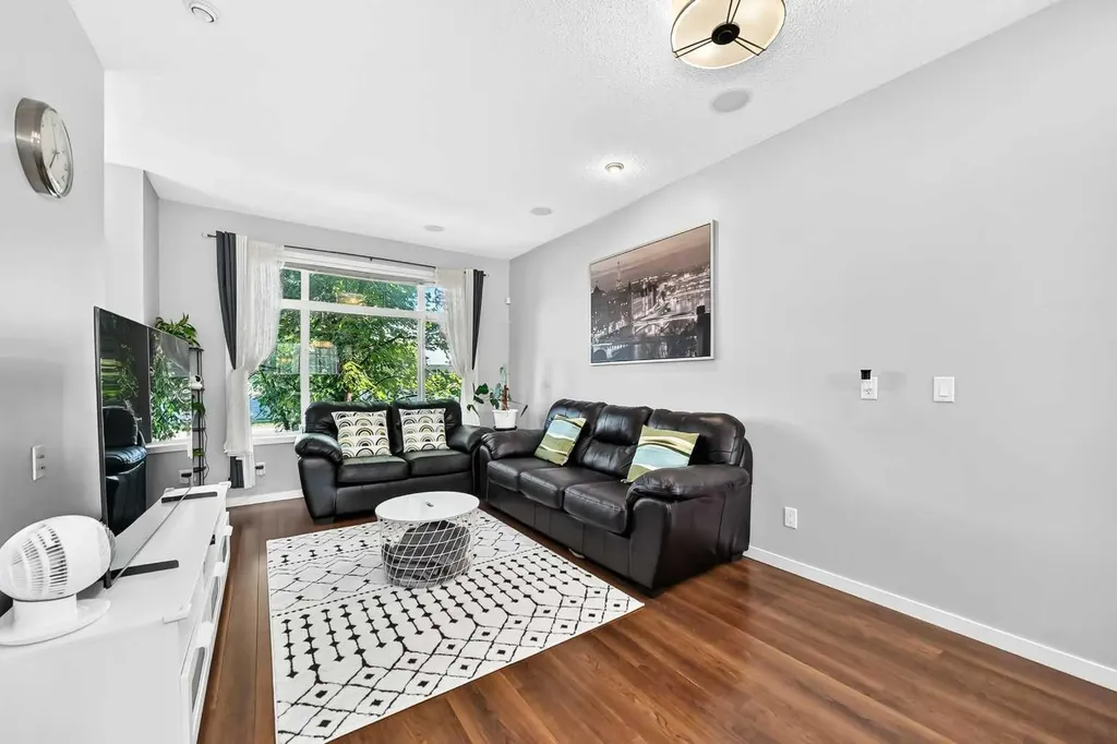 1907 Copperfield Boulevard SE Calgary AB T2Z 0Y8