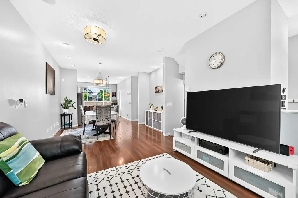 1907 Copperfield Boulevard SE Calgary AB T2Z 0Y8