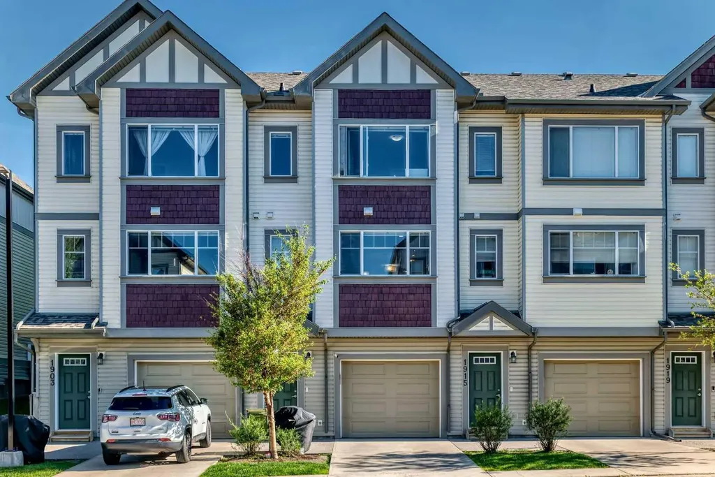 1907 Copperfield Boulevard SE Calgary AB T2Z 0Y8