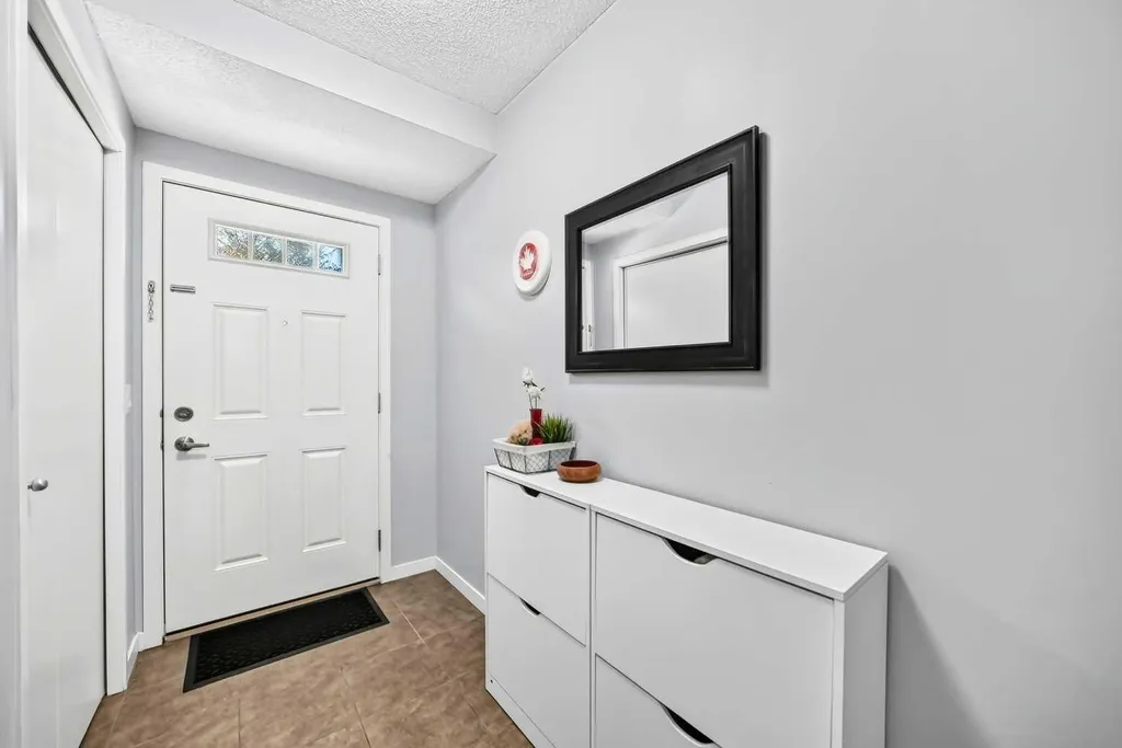 1907 Copperfield Boulevard SE Calgary AB T2Z 0Y8