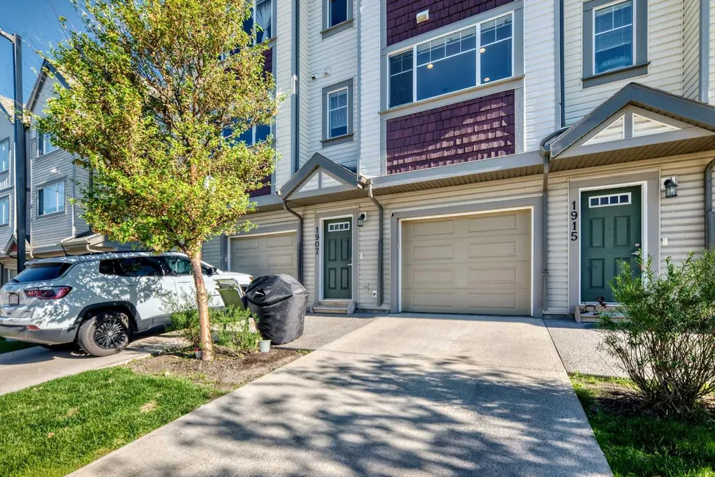 1907 Copperfield Boulevard SE Calgary AB T2Z 0Y8