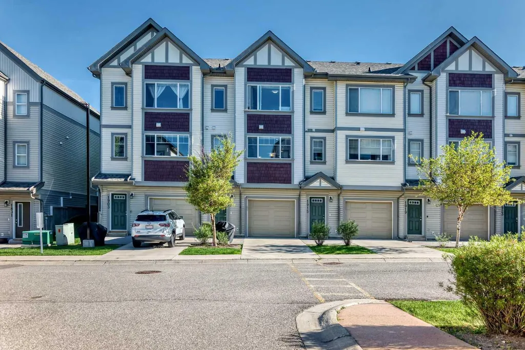 1907 Copperfield Boulevard SE Calgary AB T2Z 0Y8