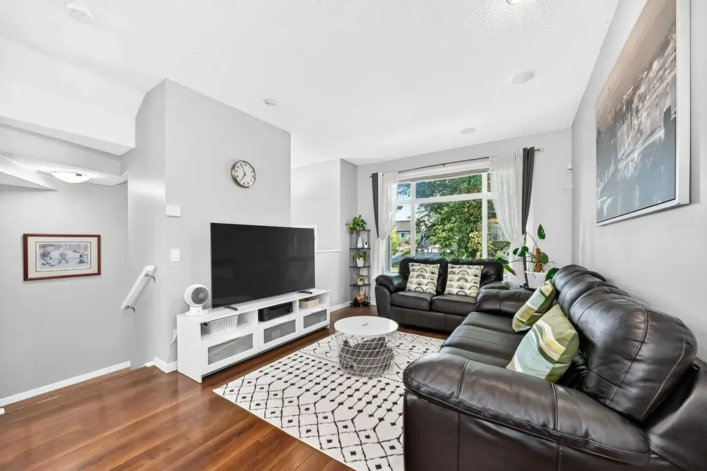 1907 Copperfield Boulevard SE Calgary AB T2Z 0Y8
