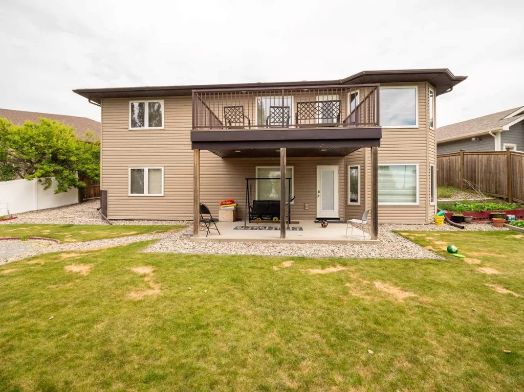 350 Mt Sunburst Way W Lethbridge AB T1K 3J9