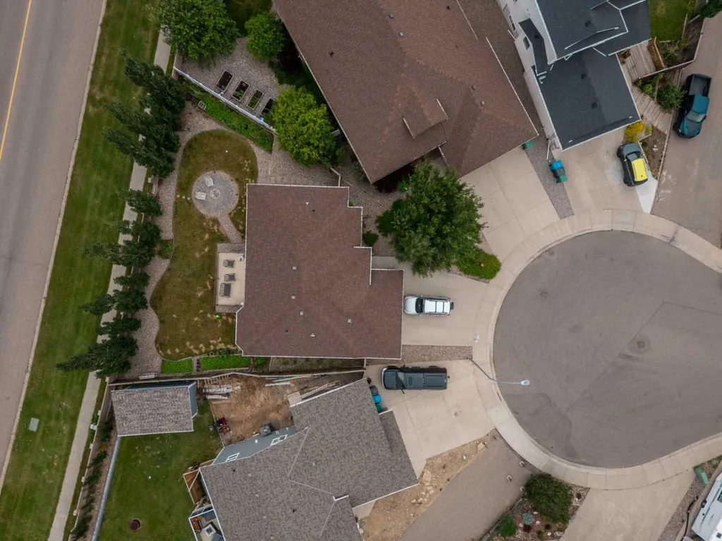 350 Mt Sunburst Way W Lethbridge AB T1K 3J9