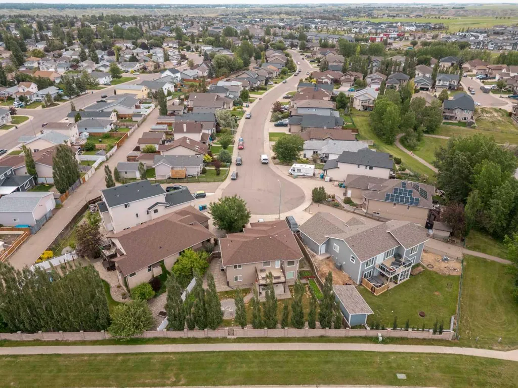 350 Mt Sunburst Way W Lethbridge AB T1K 3J9