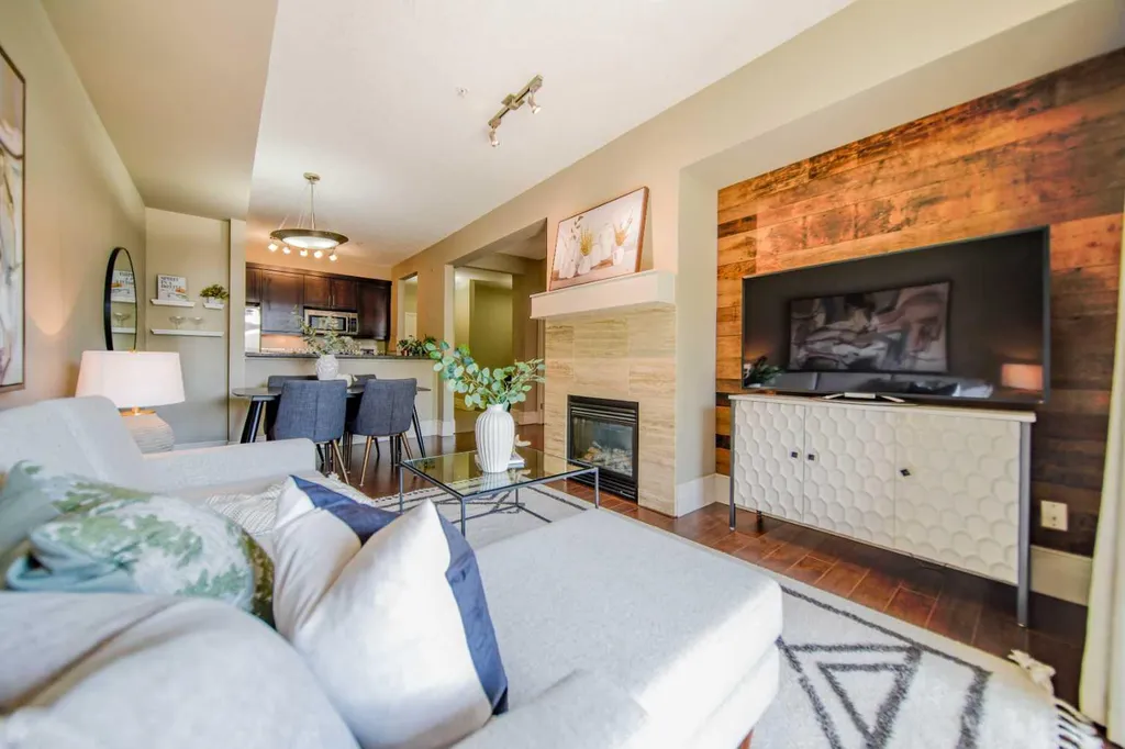 518 33 Street NW Calgary AB T2N2W4
