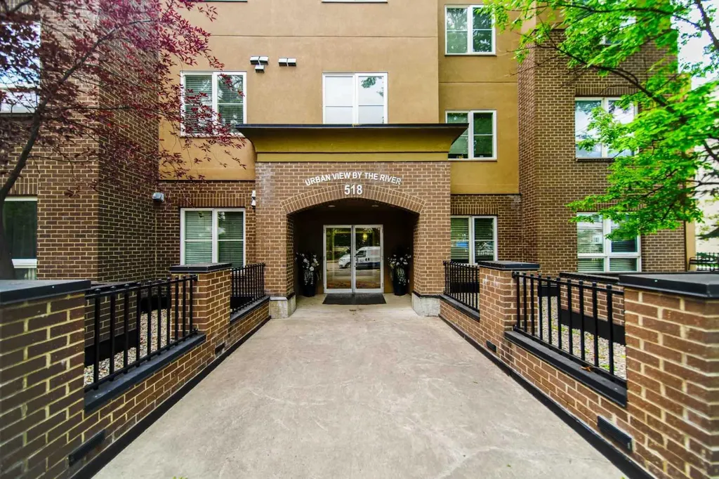 518 33 Street NW Calgary AB T2N2W4