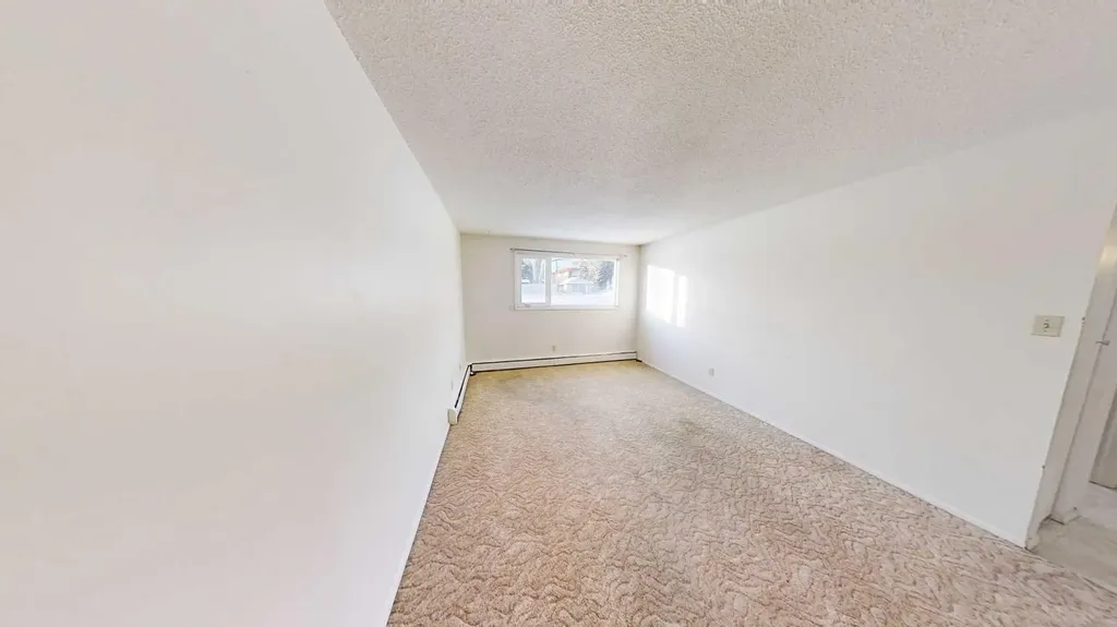 9656 Hillcrest Drive Grande Prairie AB T8V1B1