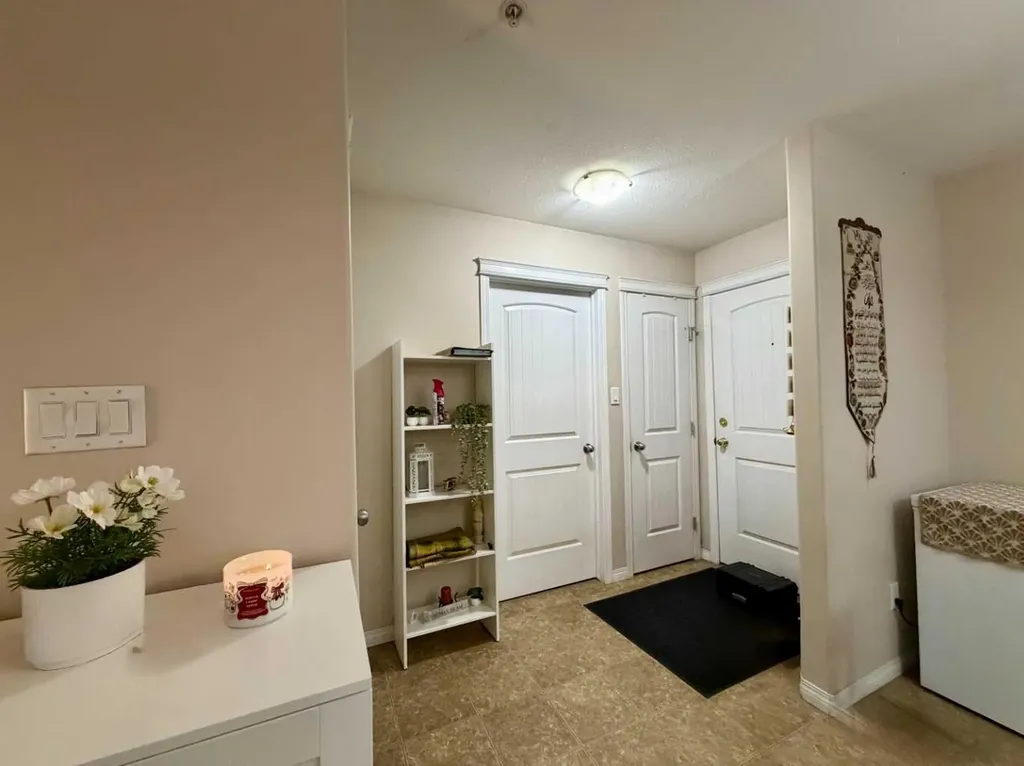 9604 Manning Avenue Fort Mcmurray AB T9H 3M7