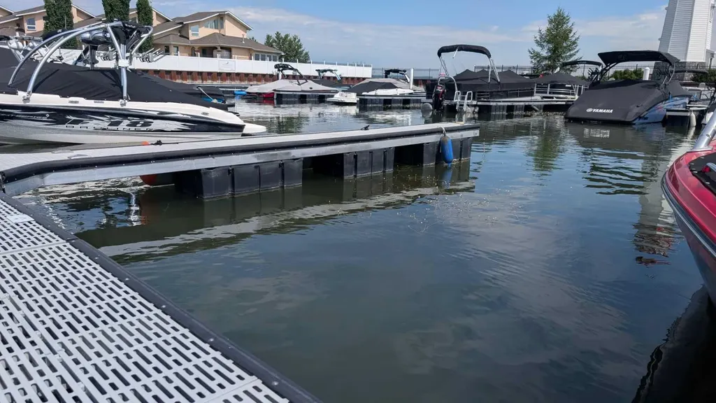 5230 Lakeshore Drive Sylvan Lake AB T4S 1Y9