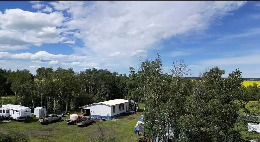 764047 Rge Road 35 Rural Birch Hills County AB T0H 3P0