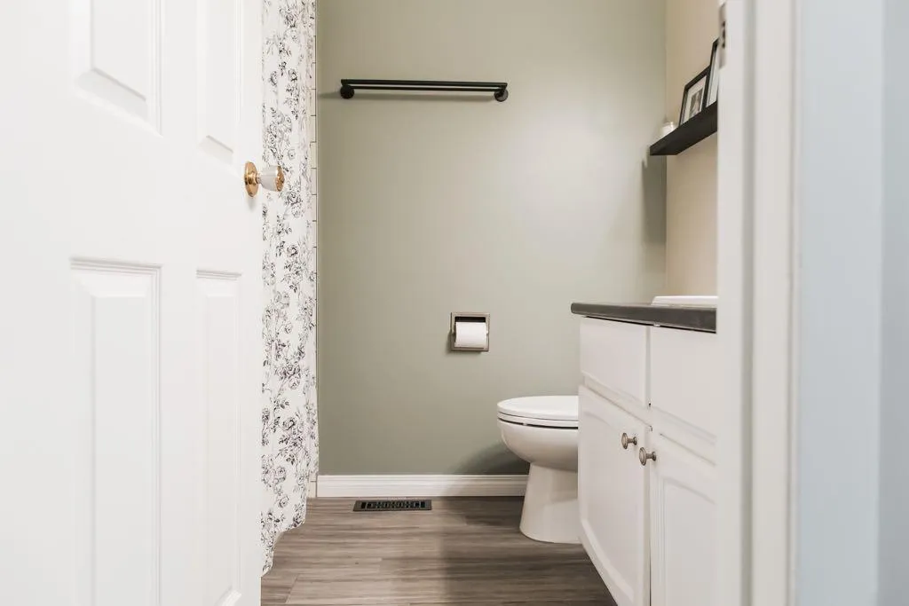 9422 64 Avenue Grande Prairie AB T8W 1B5
