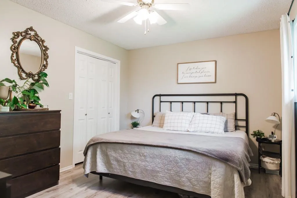 9422 64 Avenue Grande Prairie AB T8W 1B5