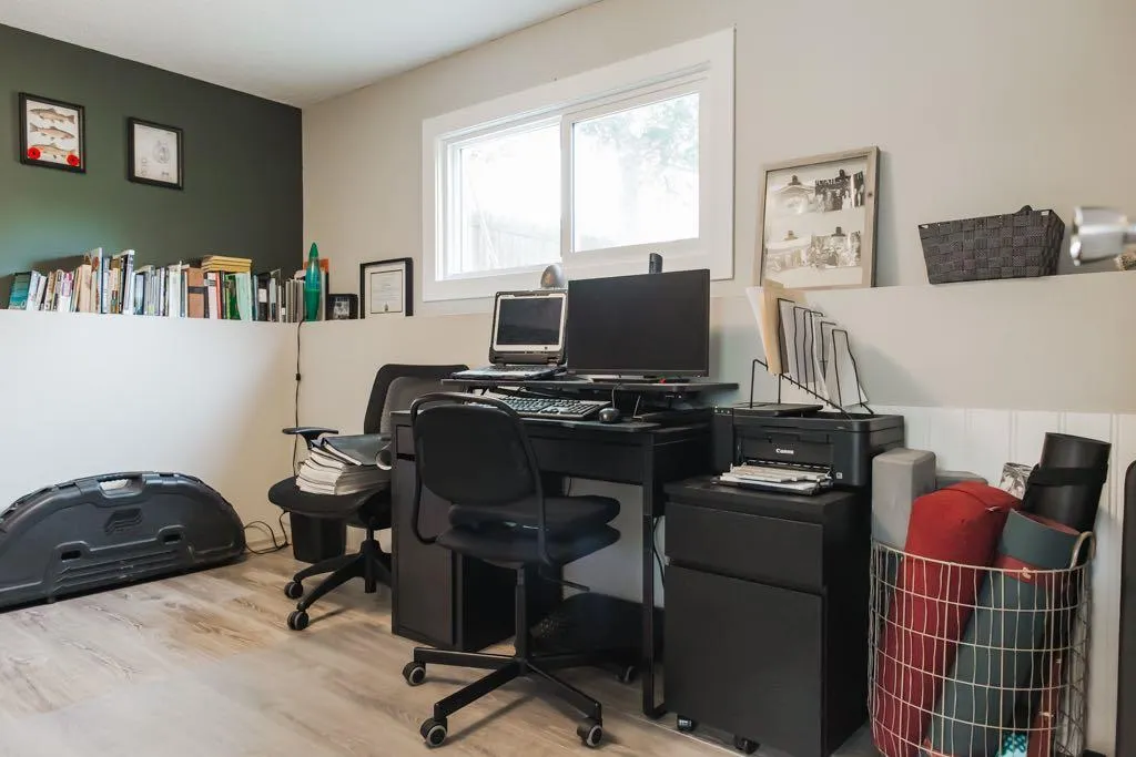 9422 64 Avenue Grande Prairie AB T8W 1B5