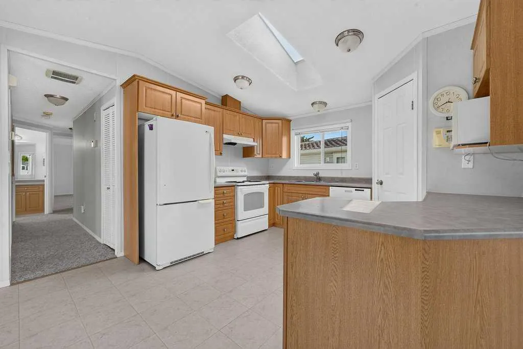 206 2 Avenue SE Diamond Valley AB T0L 0H0