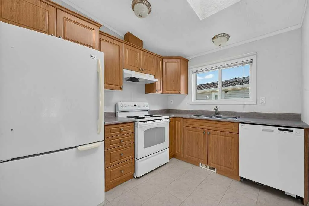 206 2 Avenue SE Diamond Valley AB T0L 0H0