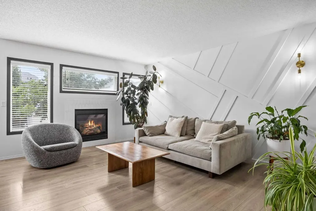 164 Silverado Range Close SW Calgary AB T2X 0C2