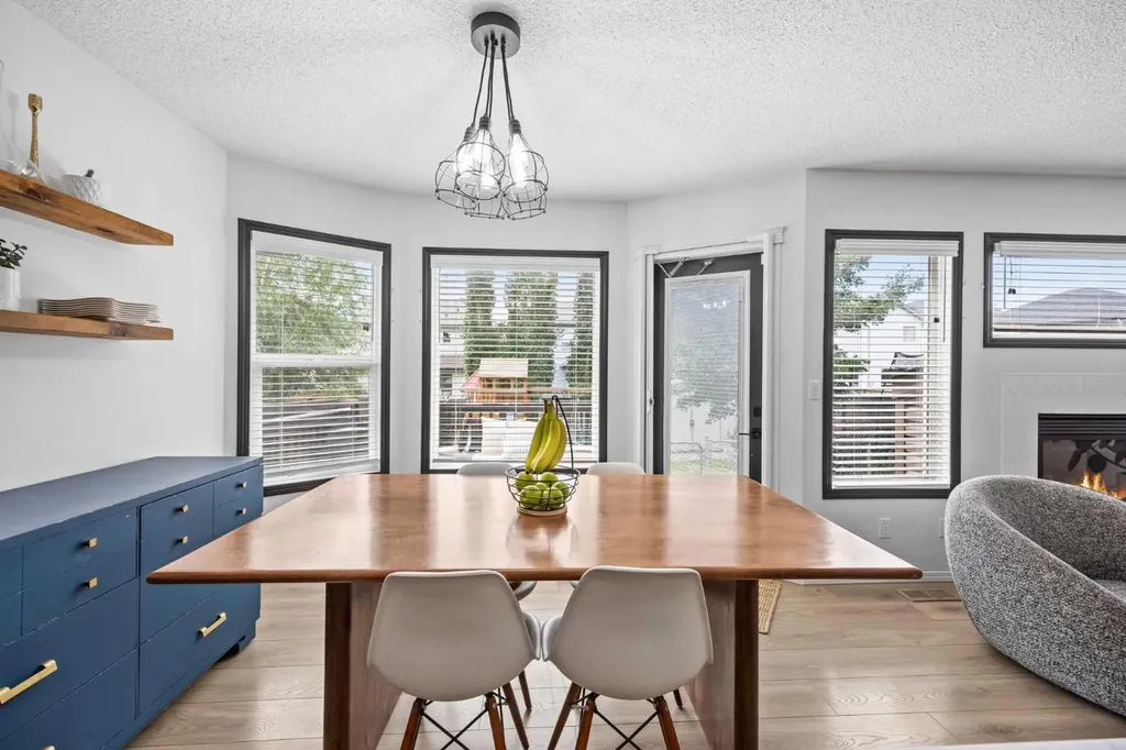 164 Silverado Range Close SW Calgary AB T2X 0C2