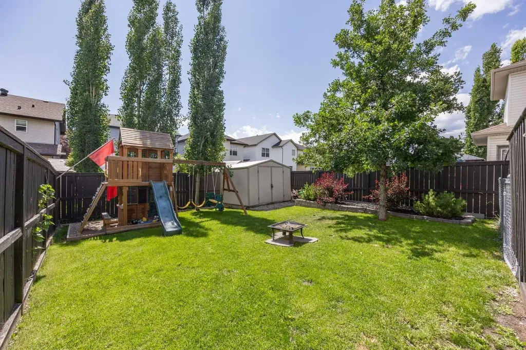 164 Silverado Range Close SW Calgary AB T2X 0C2