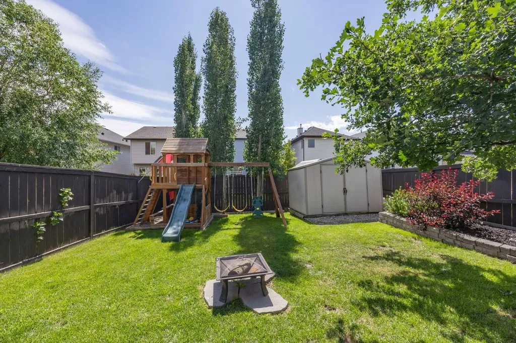 164 Silverado Range Close SW Calgary AB T2X 0C2