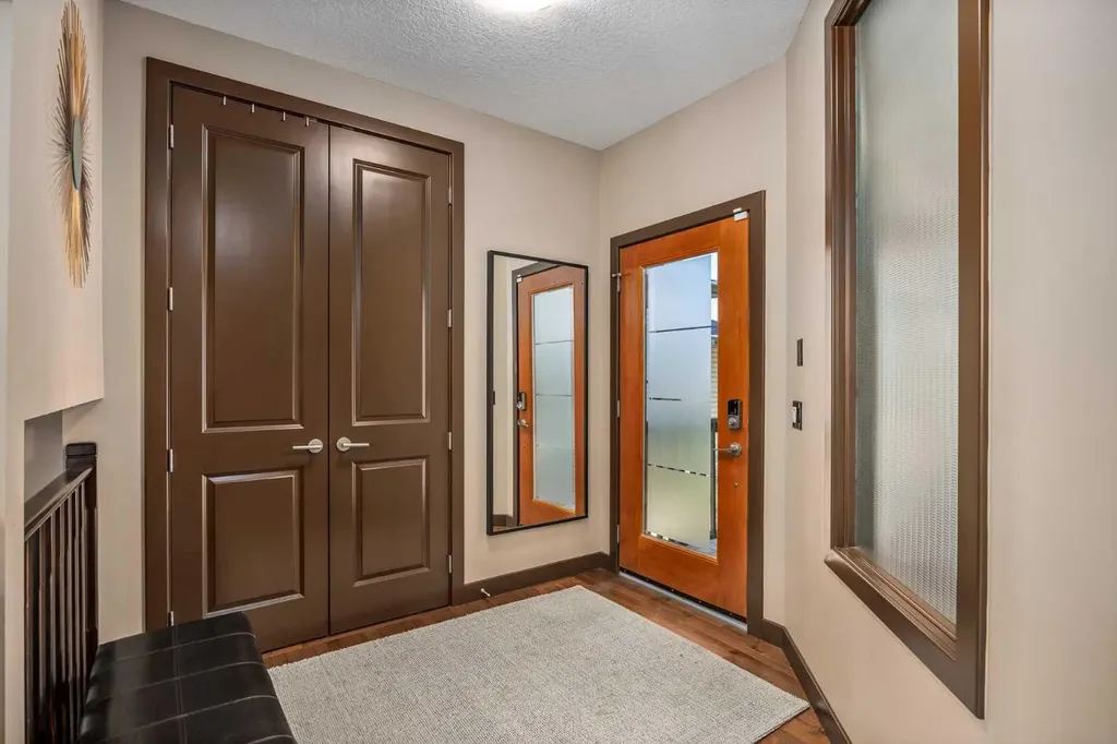 156 Everoak Close SW Calgary AB T2Y 0C2