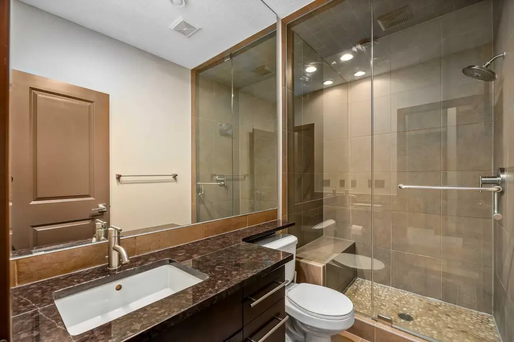 156 Everoak Close SW Calgary AB T2Y 0C2