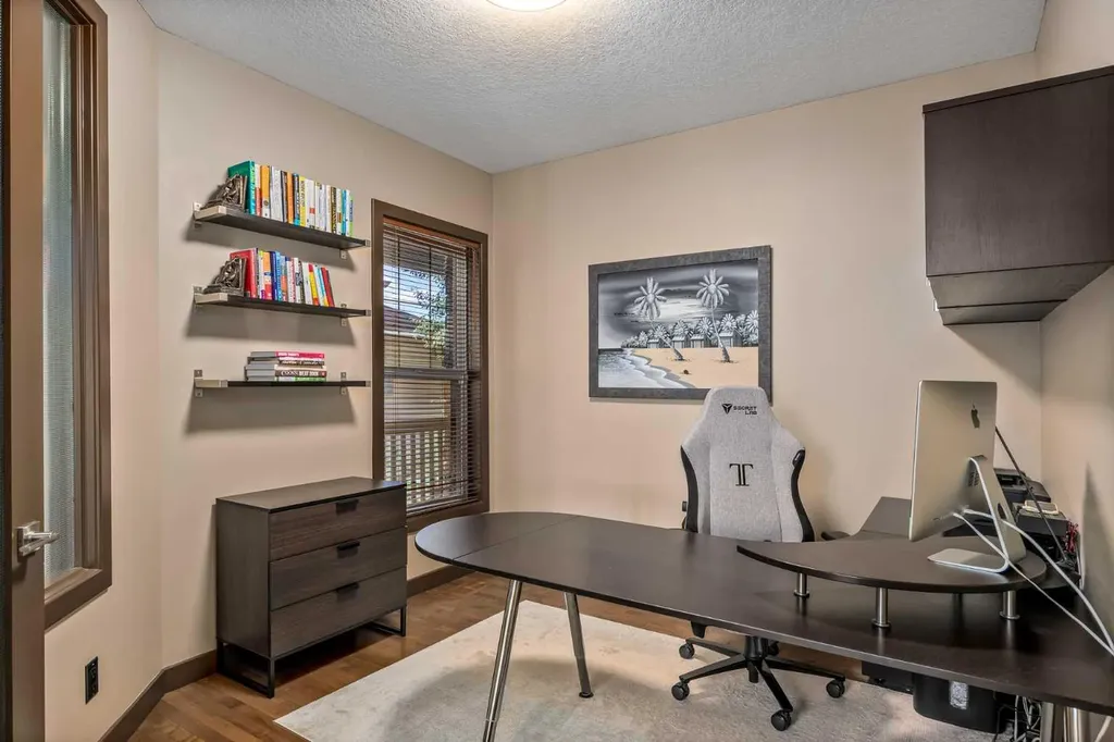 156 Everoak Close SW Calgary AB T2Y 0C2