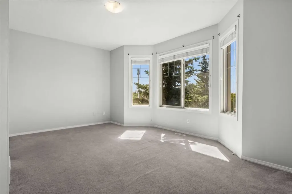 168 153 Avenue SE Calgary AB T2X 3X6