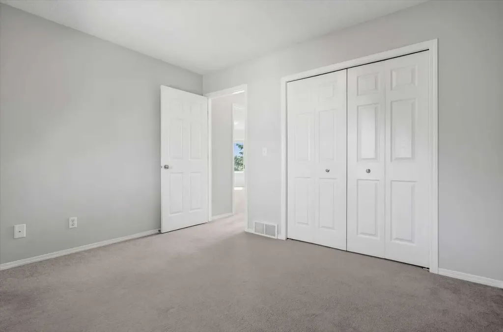 168 153 Avenue SE Calgary AB T2X 3X6
