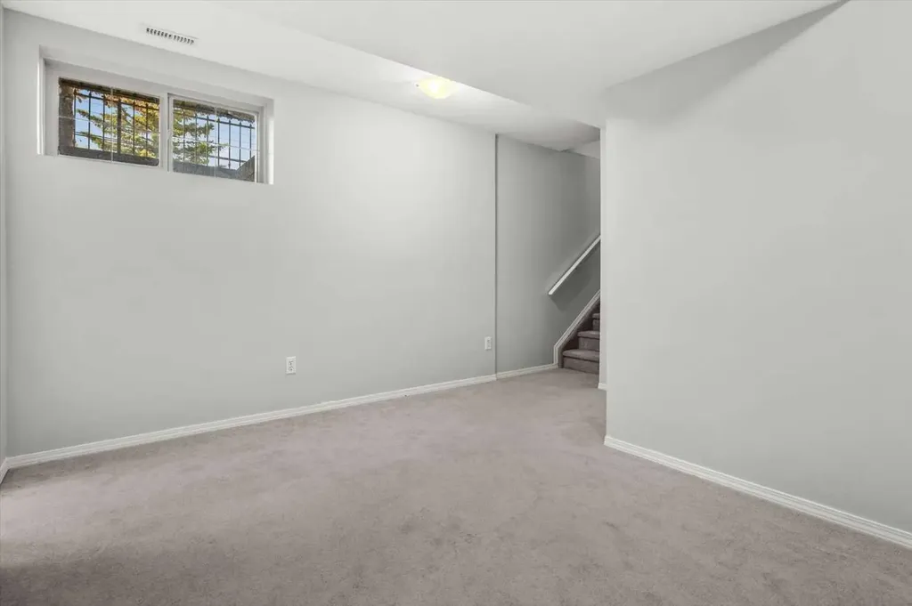 168 153 Avenue SE Calgary AB T2X 3X6