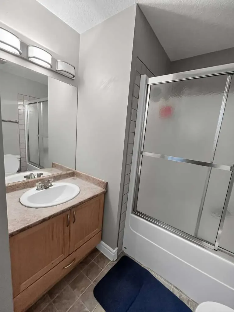 8606 102a Avenue Grande Prairie AB T8X0B5