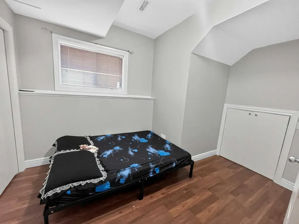 8606 102a Avenue Grande Prairie AB T8X0B5