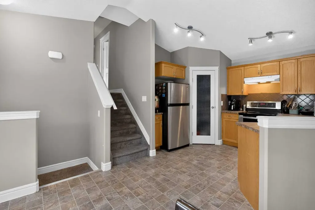 8606 102a Avenue Grande Prairie AB T8X0B5