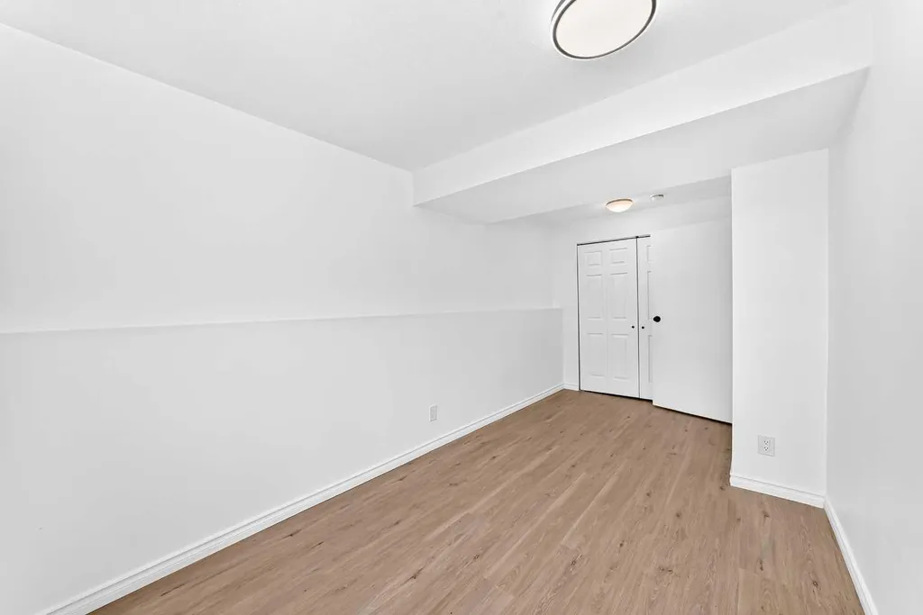 95 Eversole Crescent Red Deer AB T4R 2H9