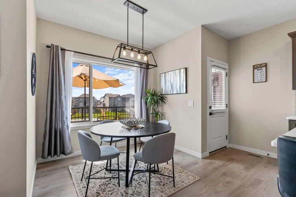 210 Knight Avenue Crossfield AB T0M 0S0