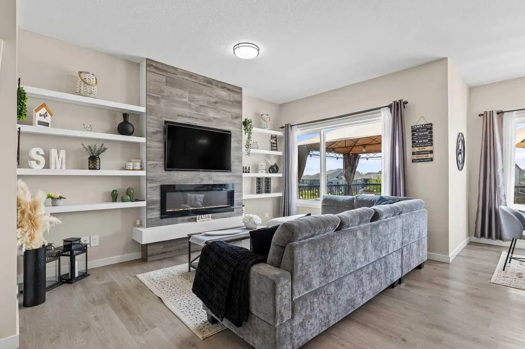 210 Knight Avenue Crossfield AB T0M 0S0