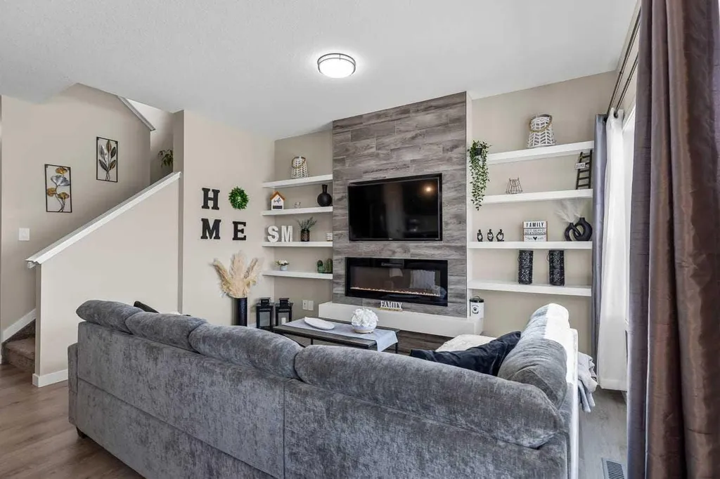 210 Knight Avenue Crossfield AB T0M 0S0
