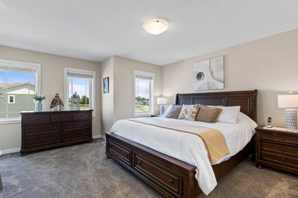 210 Knight Avenue Crossfield AB T0M 0S0